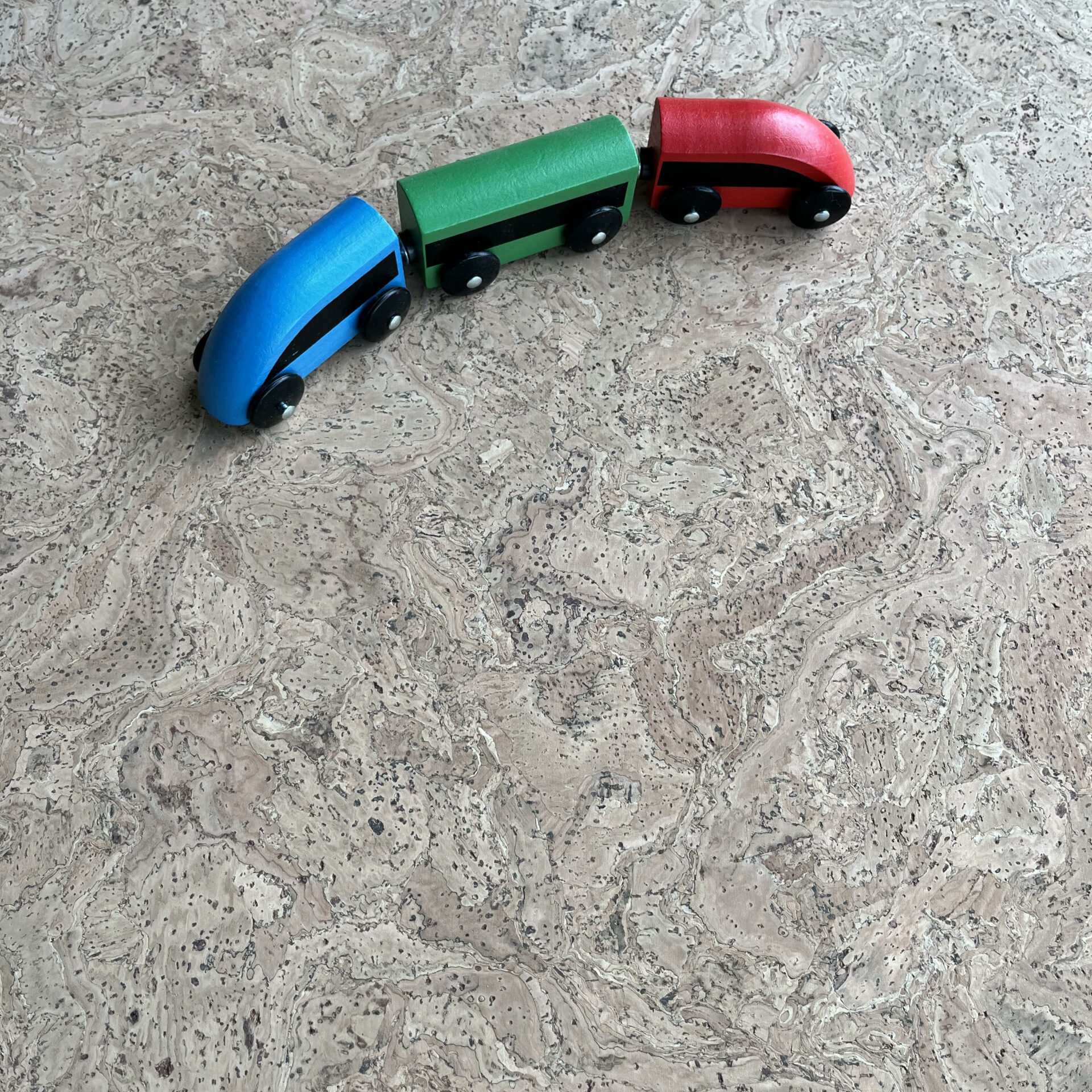 Een kurkvloer voelt warm en zacht