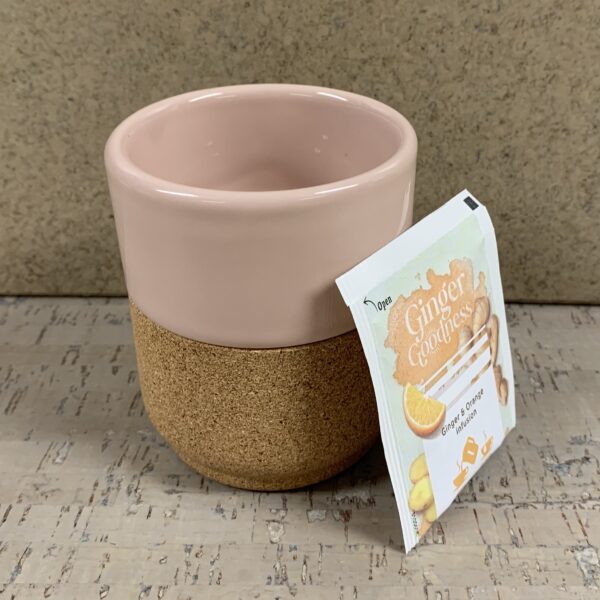 Theekop keramiek roze