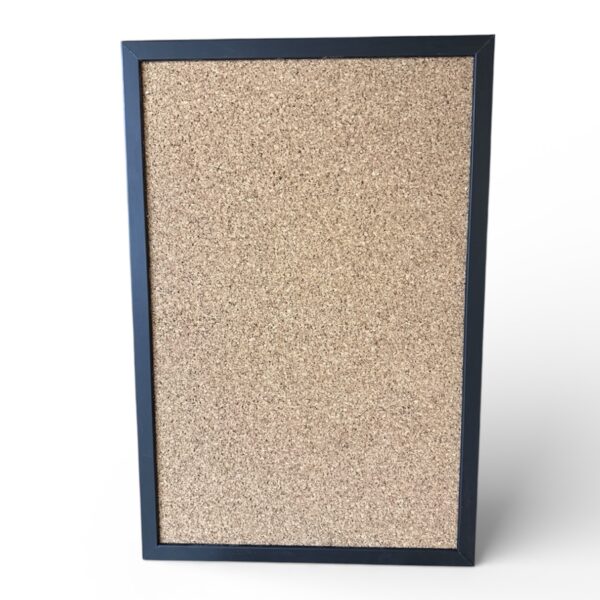 Prikbord met zwarte lijst